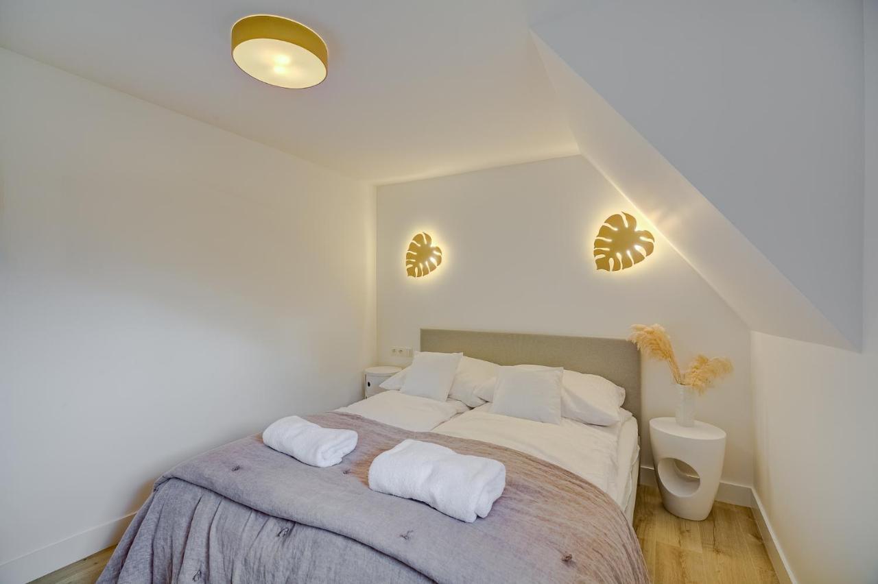 Znamirowickachata Sauna Jacuzzi Spa Znamirowice Bagian luar foto